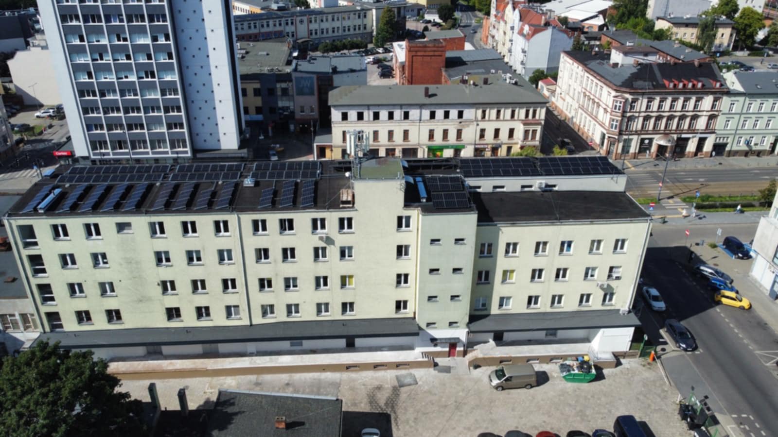 biurowiec tył z góry